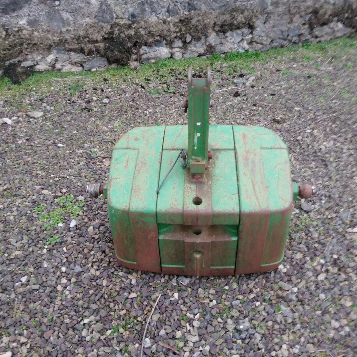 John deere weight - Image 1