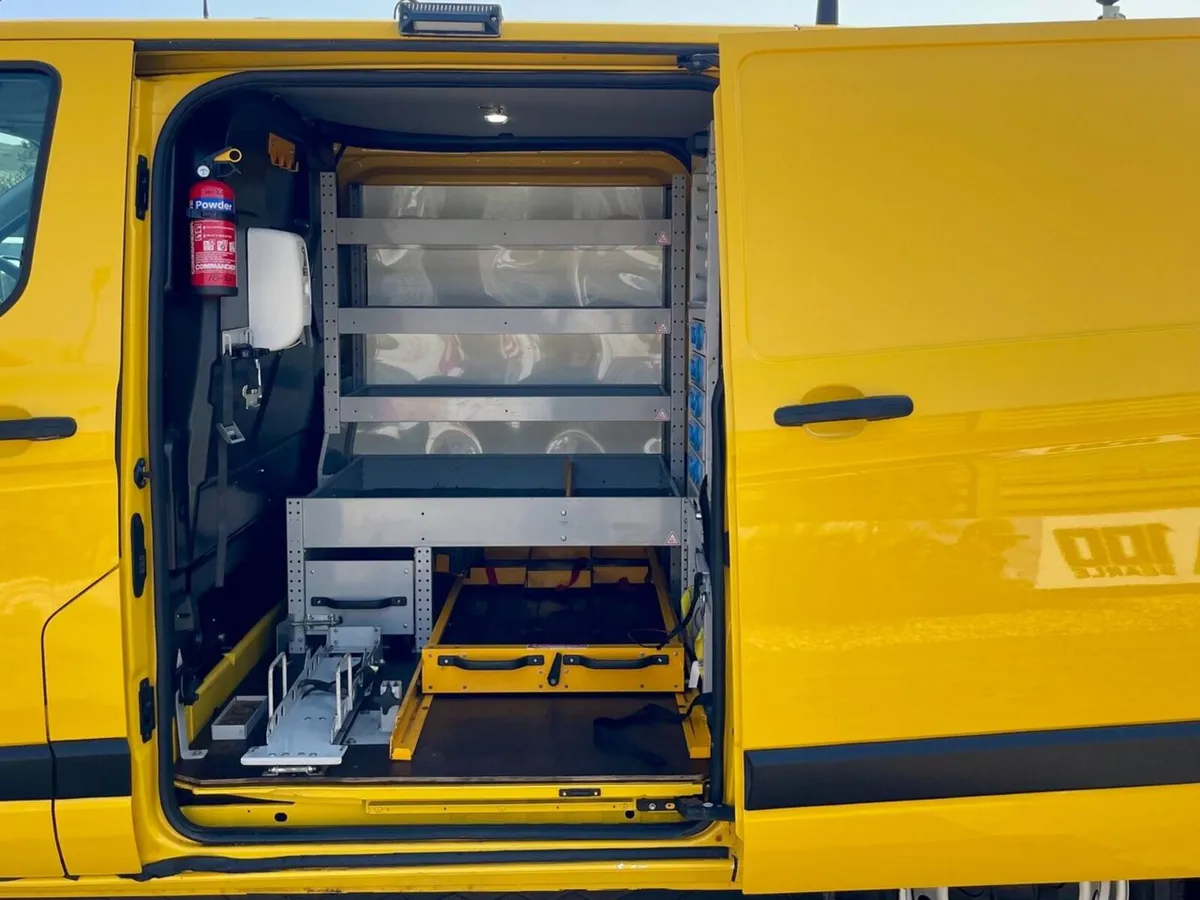 2022 Ford Transit Custom Low Roof Panel Van - Image 4
