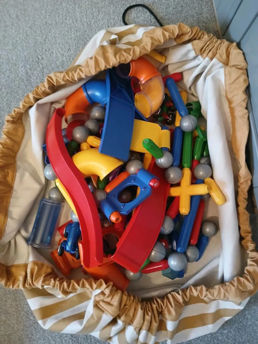 **Geomeg Magnetic Blocks**