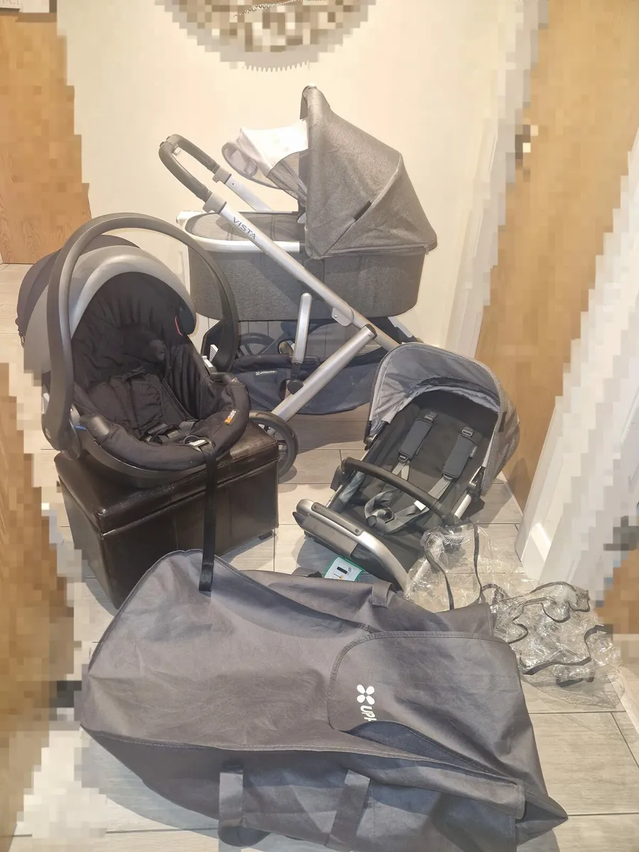 Immaculate Uppababy Vista V2 - Image 1