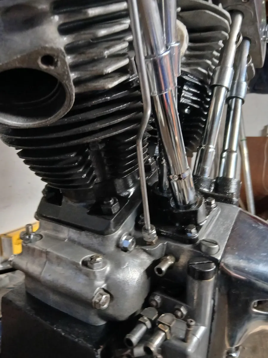 Vintage motorcycle engine - Image 4