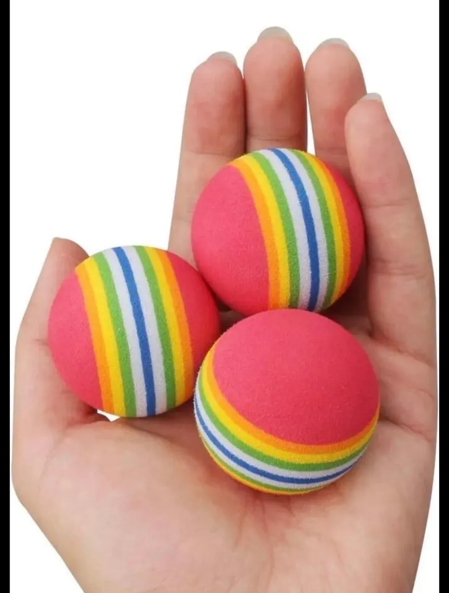 12 x Practice Soft Foam Golf Balls Indoor/Outdoor - Image 3