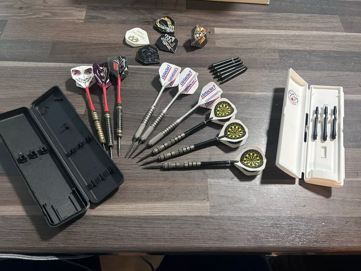 Darts - Image 1
