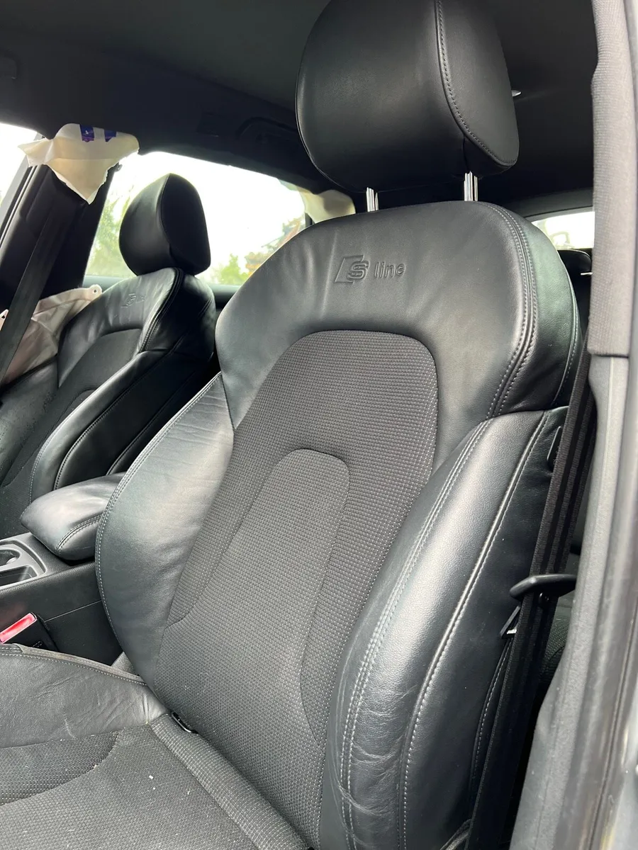 Breaking audi a4 b8 caha jkp ly7g s line Quattro - Image 4