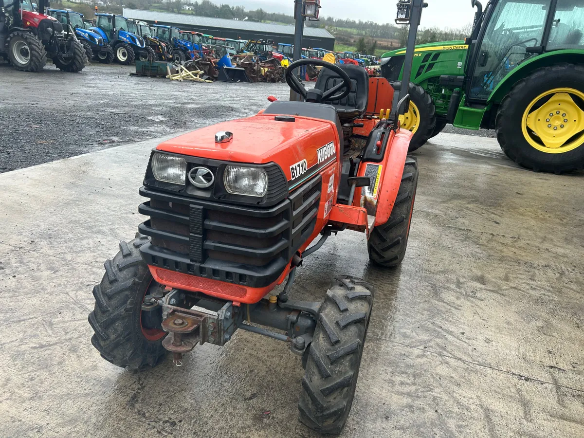 Kubota B1710 Compact Tractor - Image 2