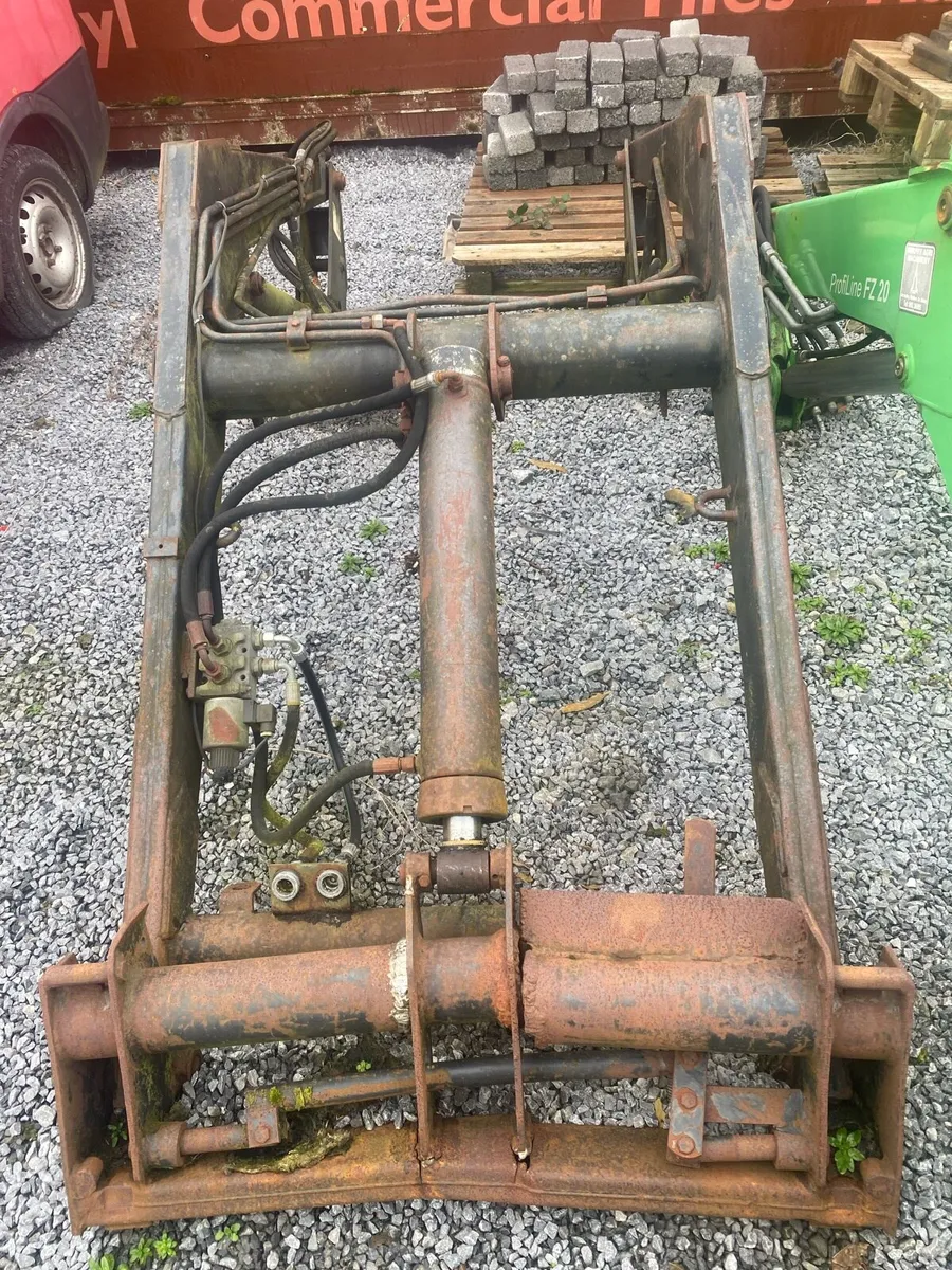 Quicke loader - Image 2