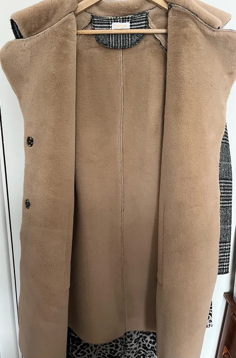 New coat for sale - Image 4