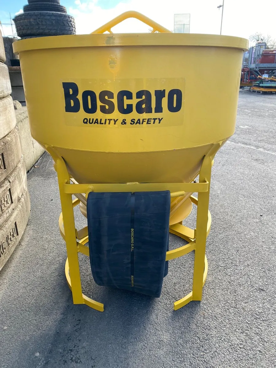 Concrete skip - Image 4