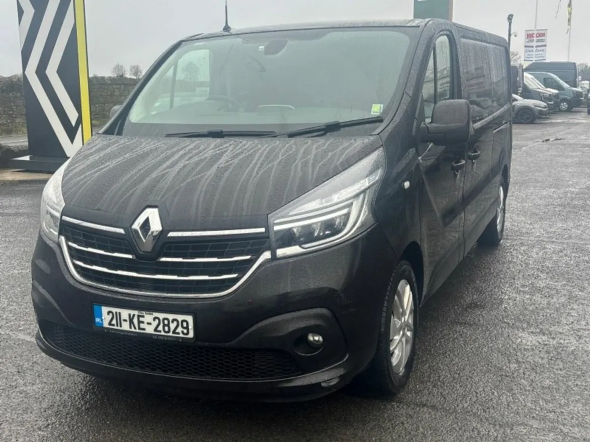 Renault Trafic 145bhp sport EX VAT PRICE DISPLAYED - Image 3