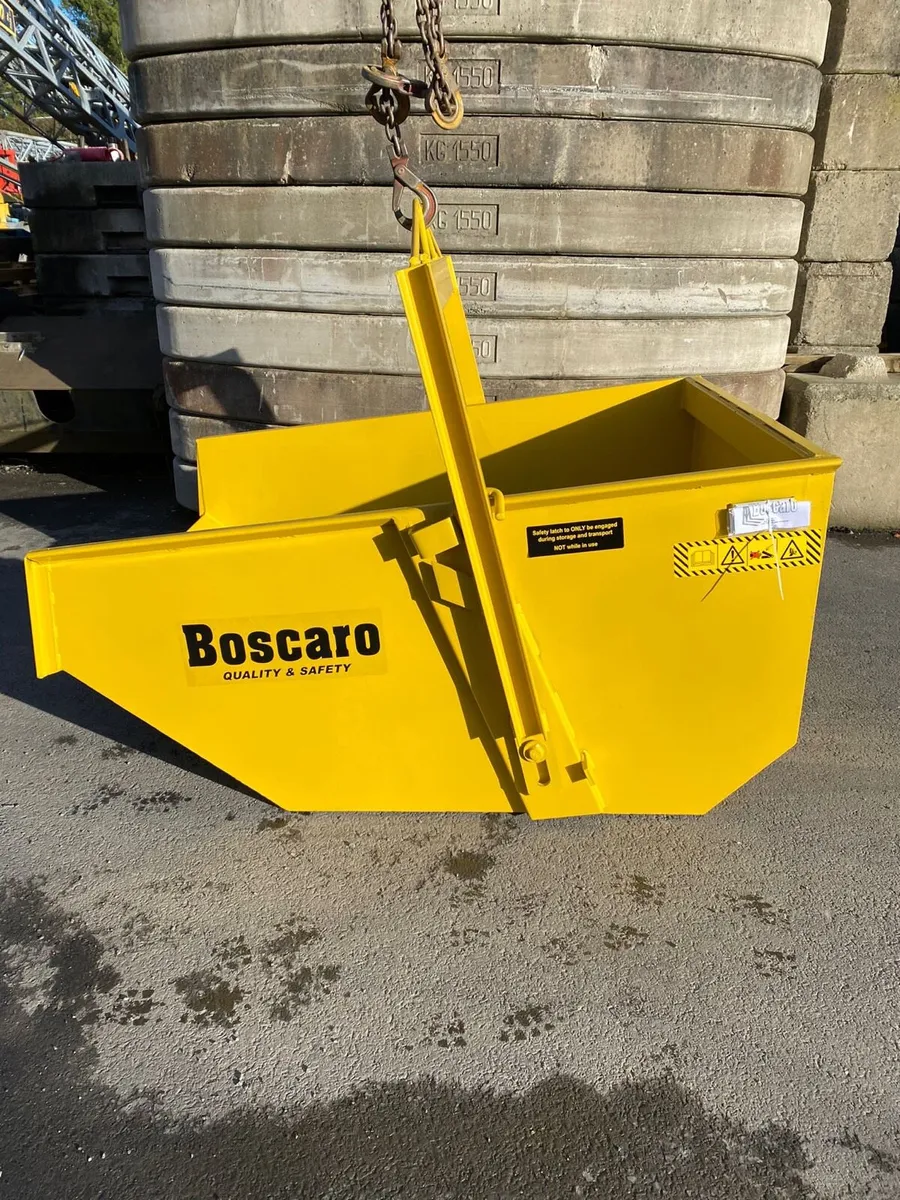 Tipping skip - Image 1