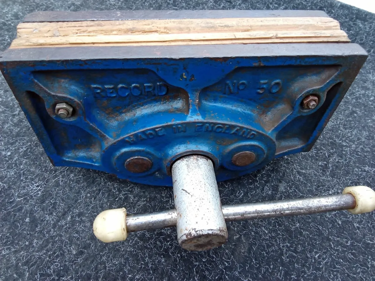 Record Brand No:50 Carpenters Vice. - Image 1