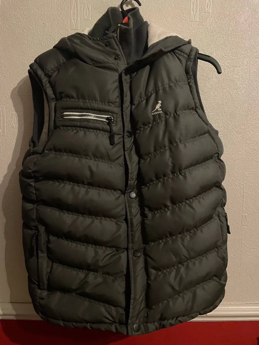 Sleeveless bomber jacket - Image 3