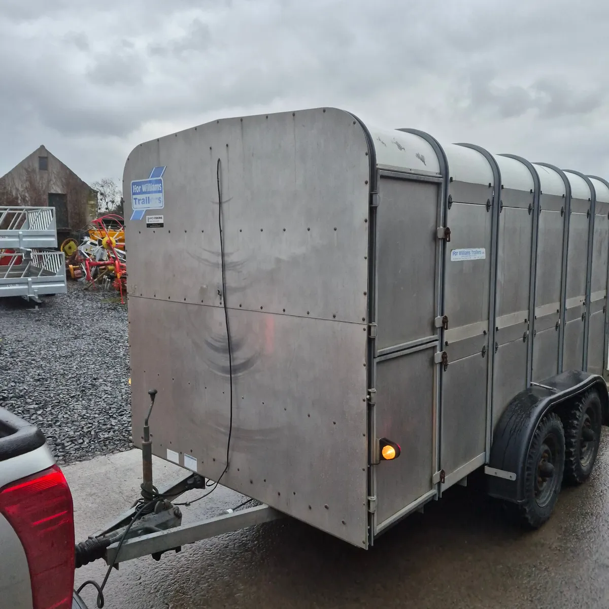 Ifor Williams TA510 12ft Cattle Trailer - Image 4