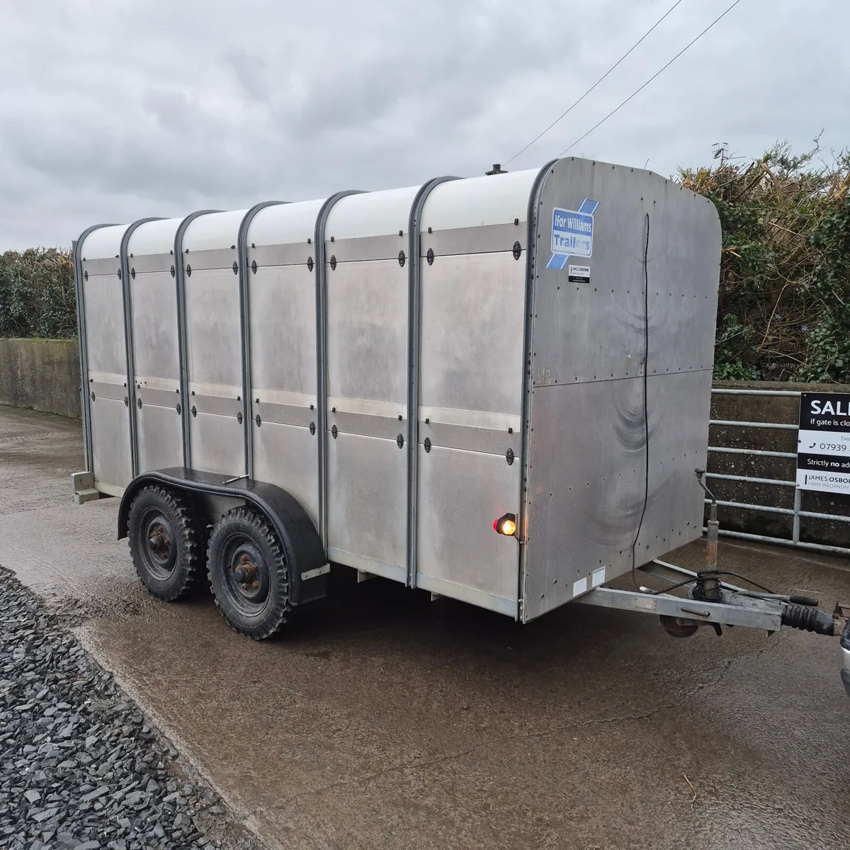 Ifor Williams TA510 12ft Cattle Trailer - Image 1