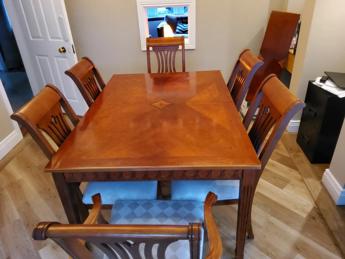 Dining room table and chairs - Image 2