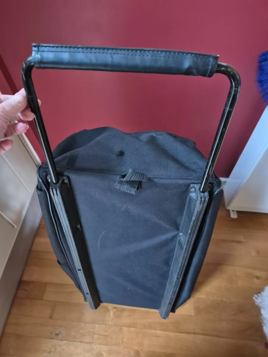 Suitcase / Holdall - Image 2