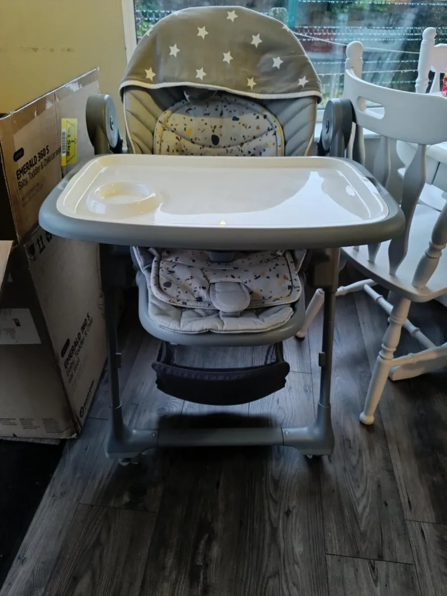 Car seat and high chair - Image 3