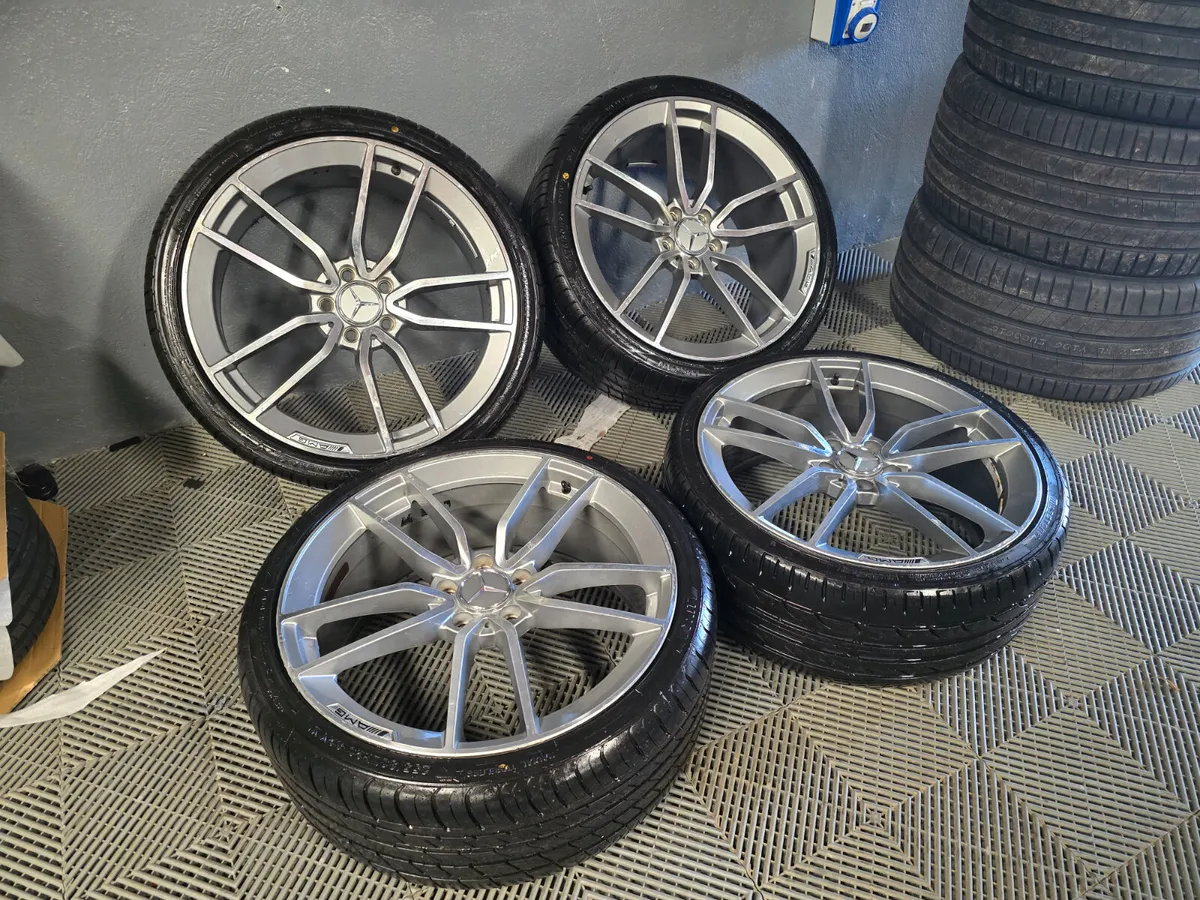 20" Mercedes AMG Split Alloys - Image 3