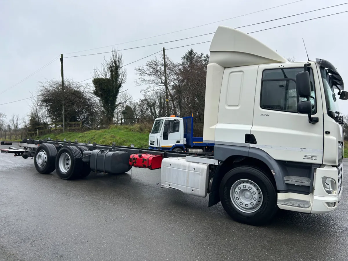 2016 Daf cf 370 6x2 26 ton chassis cab - Image 4
