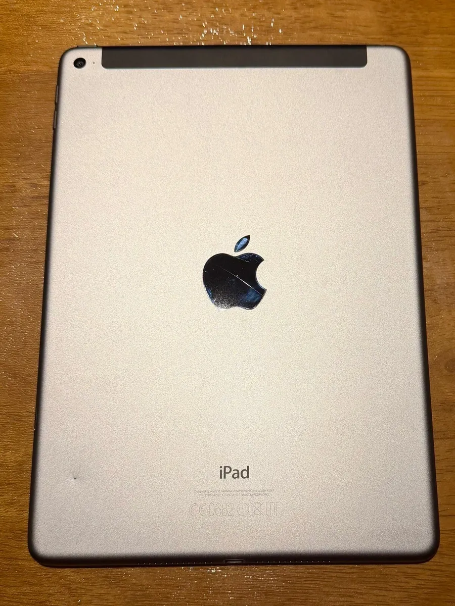 iPad Air 2 - Image 2