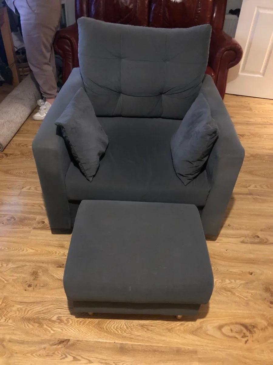 Lounge Chair & Matching Footstool ( As New ) - Image 3