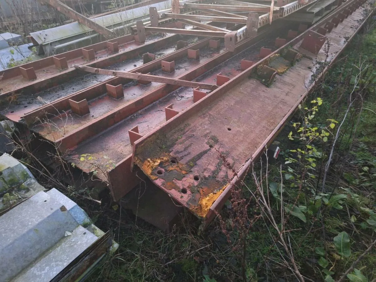 Steel pillar - Image 2