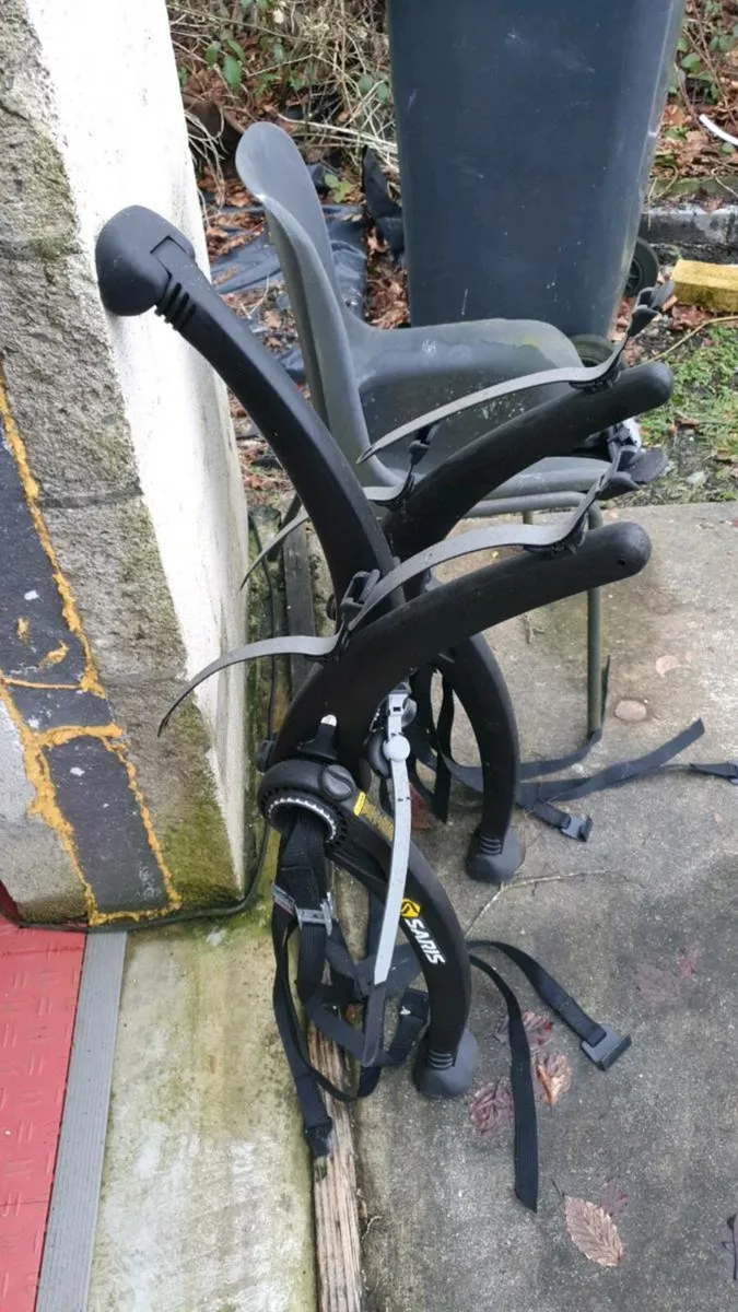 Saris 2 bike carrier! - Image 3