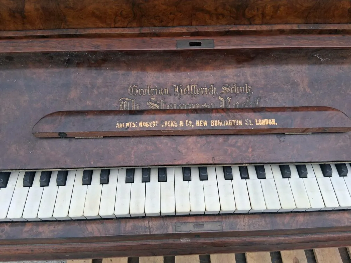 Piano - Image 2