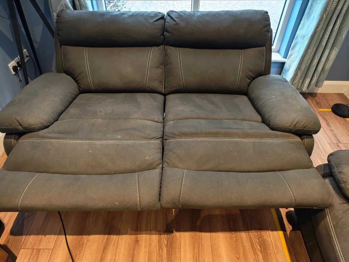 3+2 Reclining Sofa - Image 3
