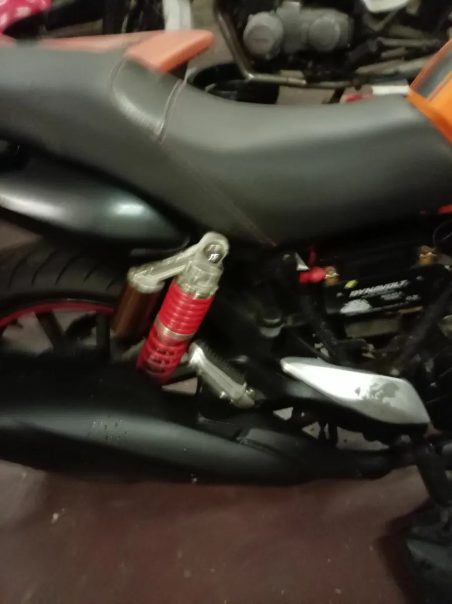 Motor bike - Image 4