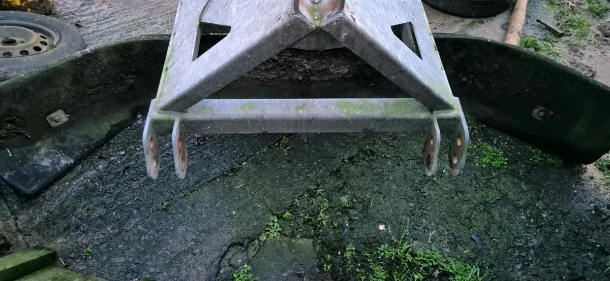 Yard Scraper - Image 1