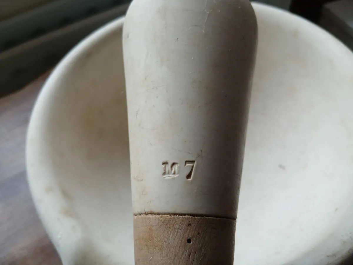 Pestle and Mortar - Image 3