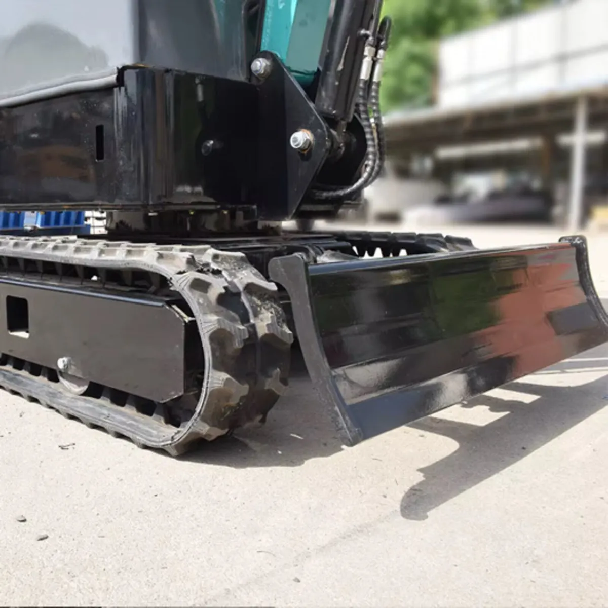 Mini digger new Kubota engine - Image 4