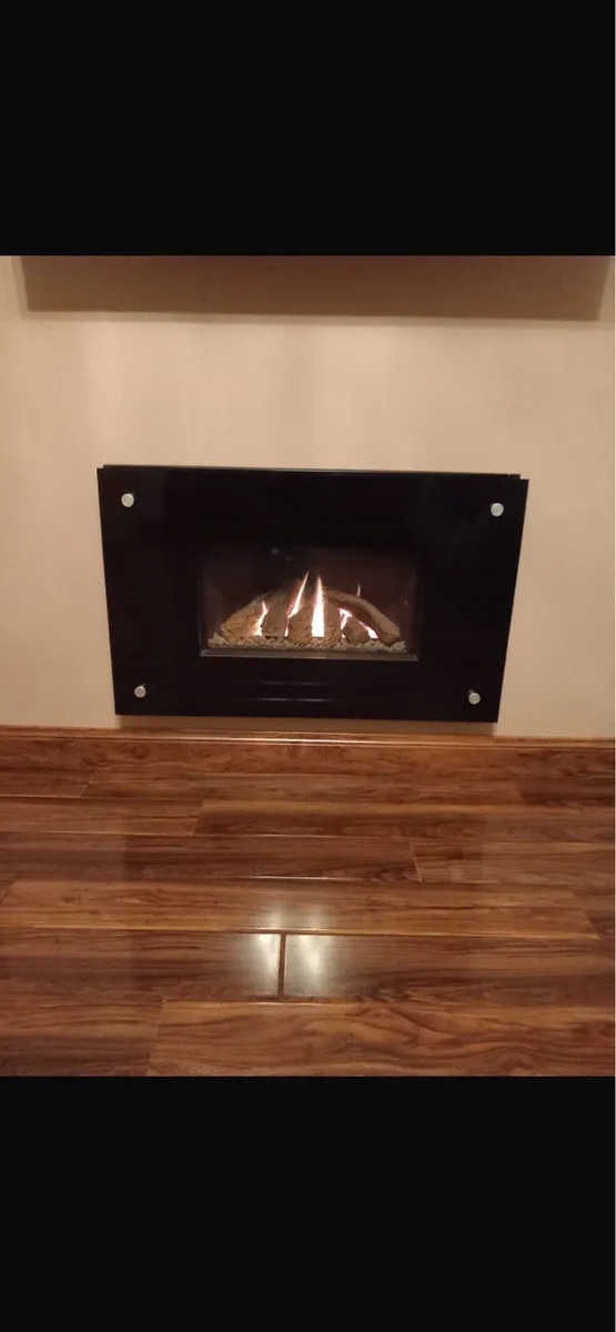 Gas fire - Image 2
