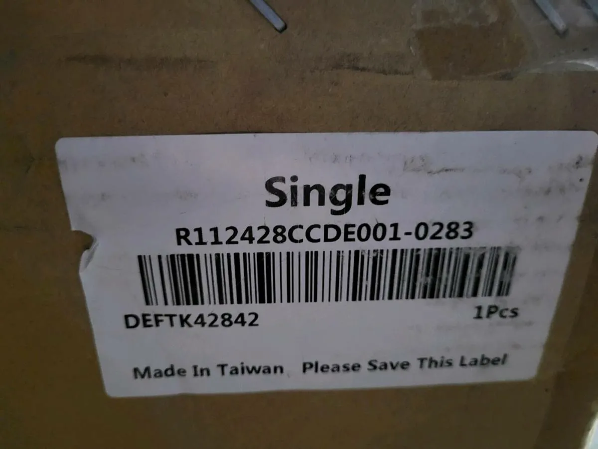 Fuel tank for mitsubishi shogun, - Image 1