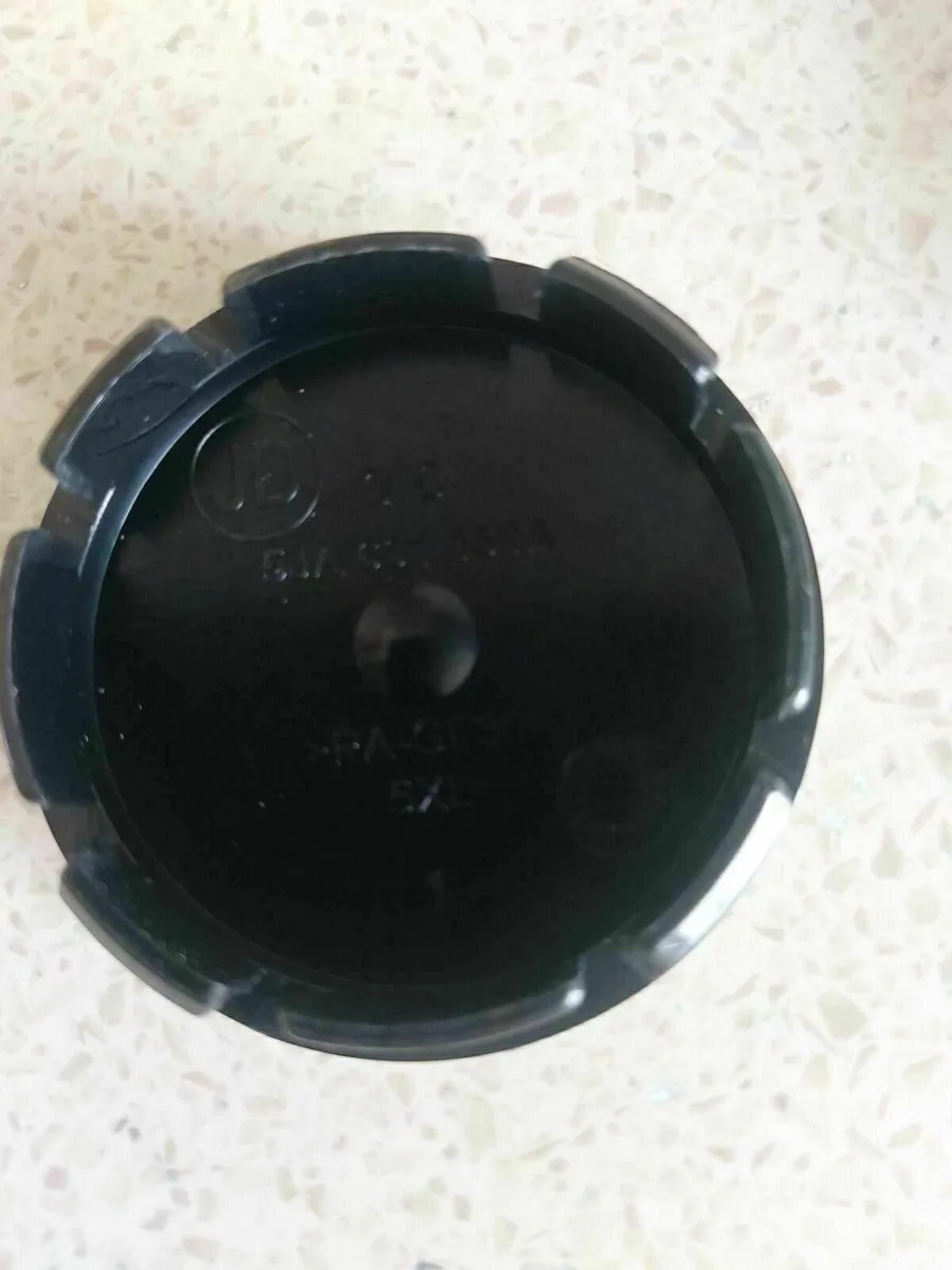 Skoda centre caps -FREE POST - Image 2