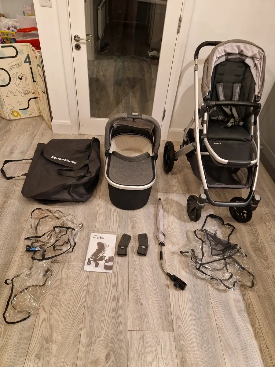 Uppa Vista V2 Stroller and Carrycot Bundle - Image 1
