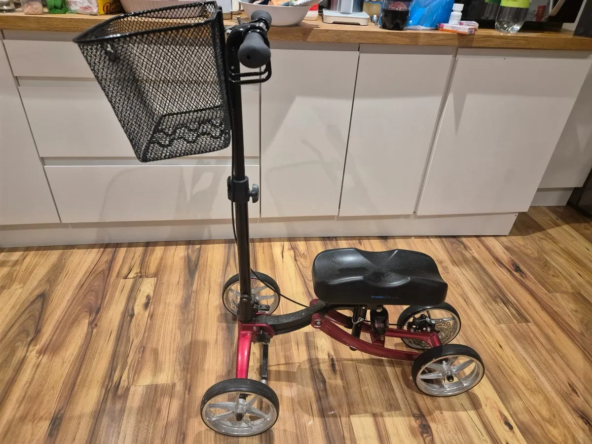 Knee Scooter and Mobility Gear - Image 3