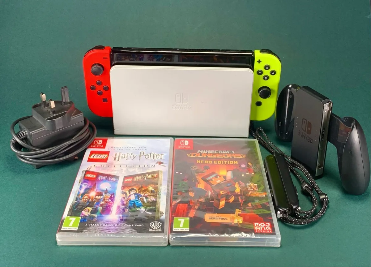 Nintendo Switch OLED - Image 1