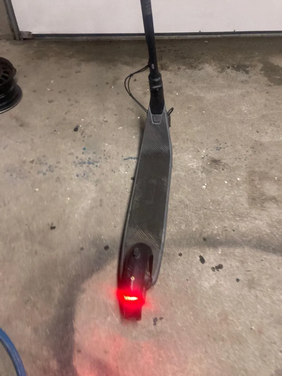 Segway Ninebot E2 - Image 3