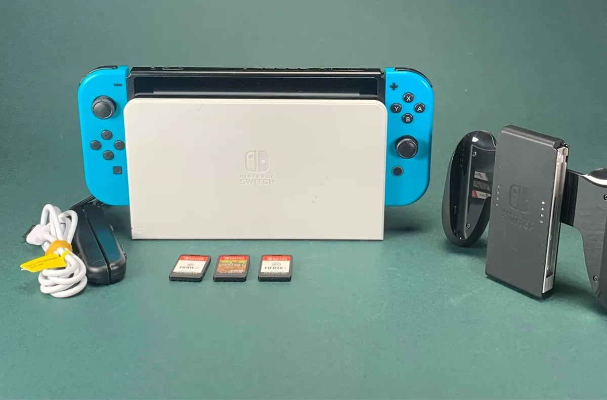 Nintendo Switch - Image 1