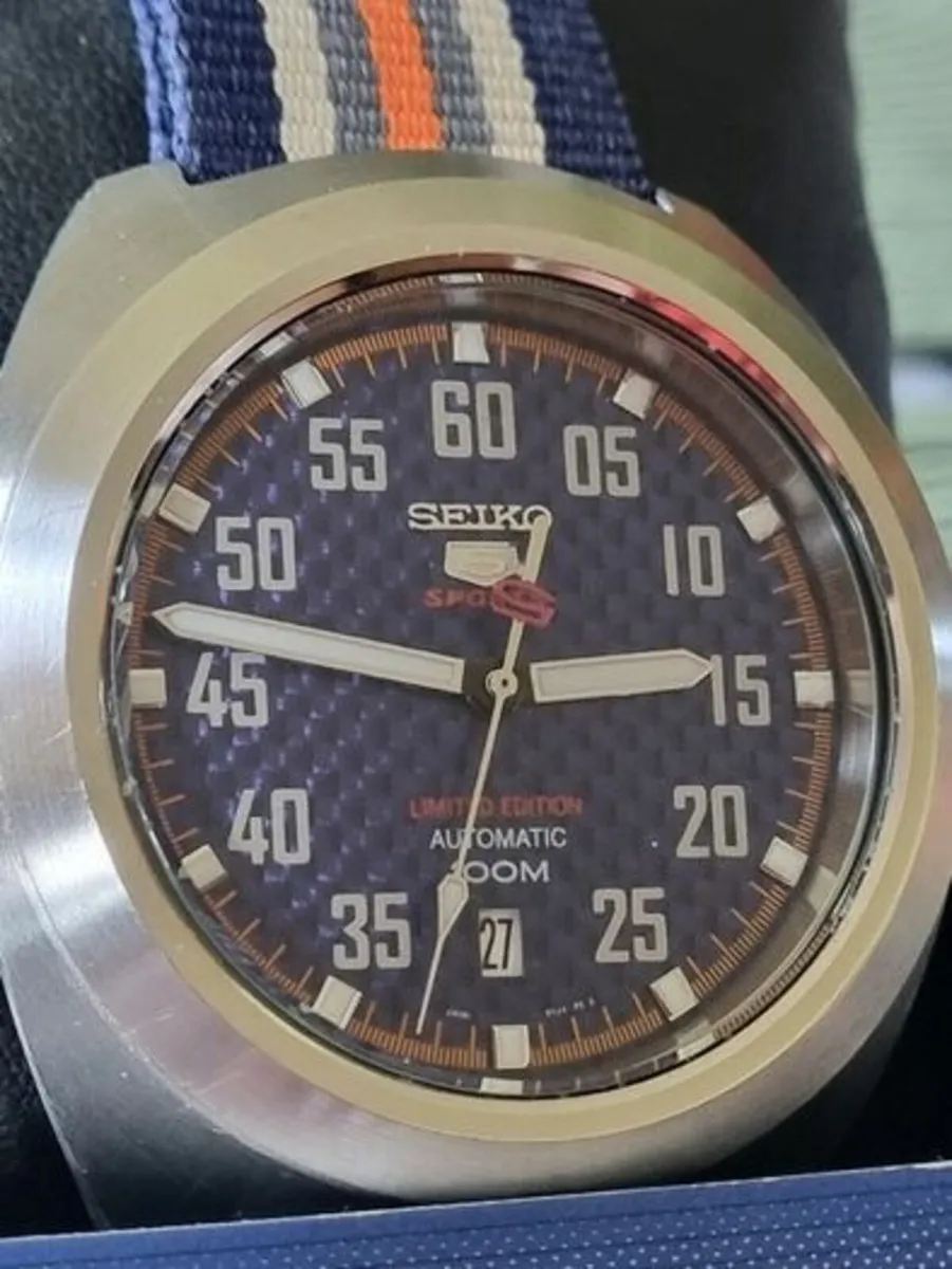 Seiko 5 Sports Limited Edition - Image 3