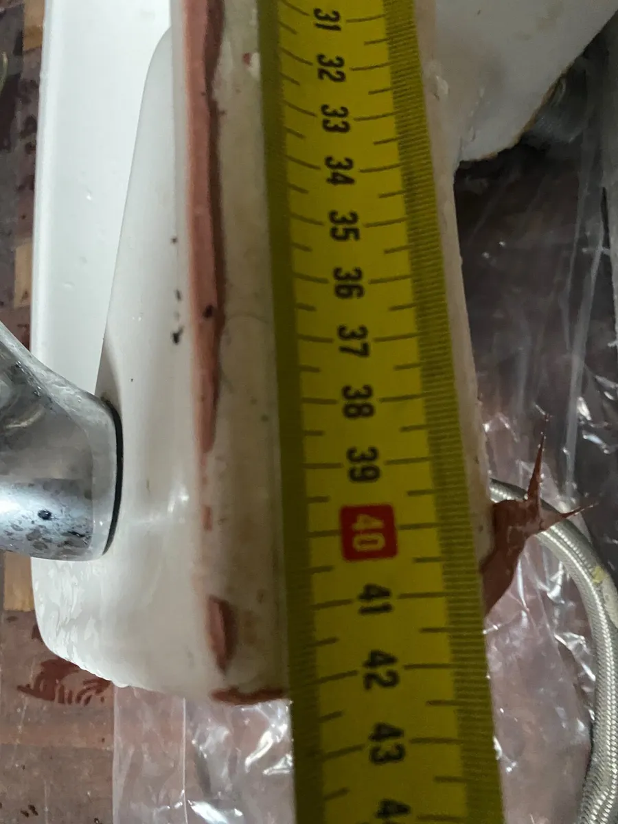 Sink and Pedestal - Image 3