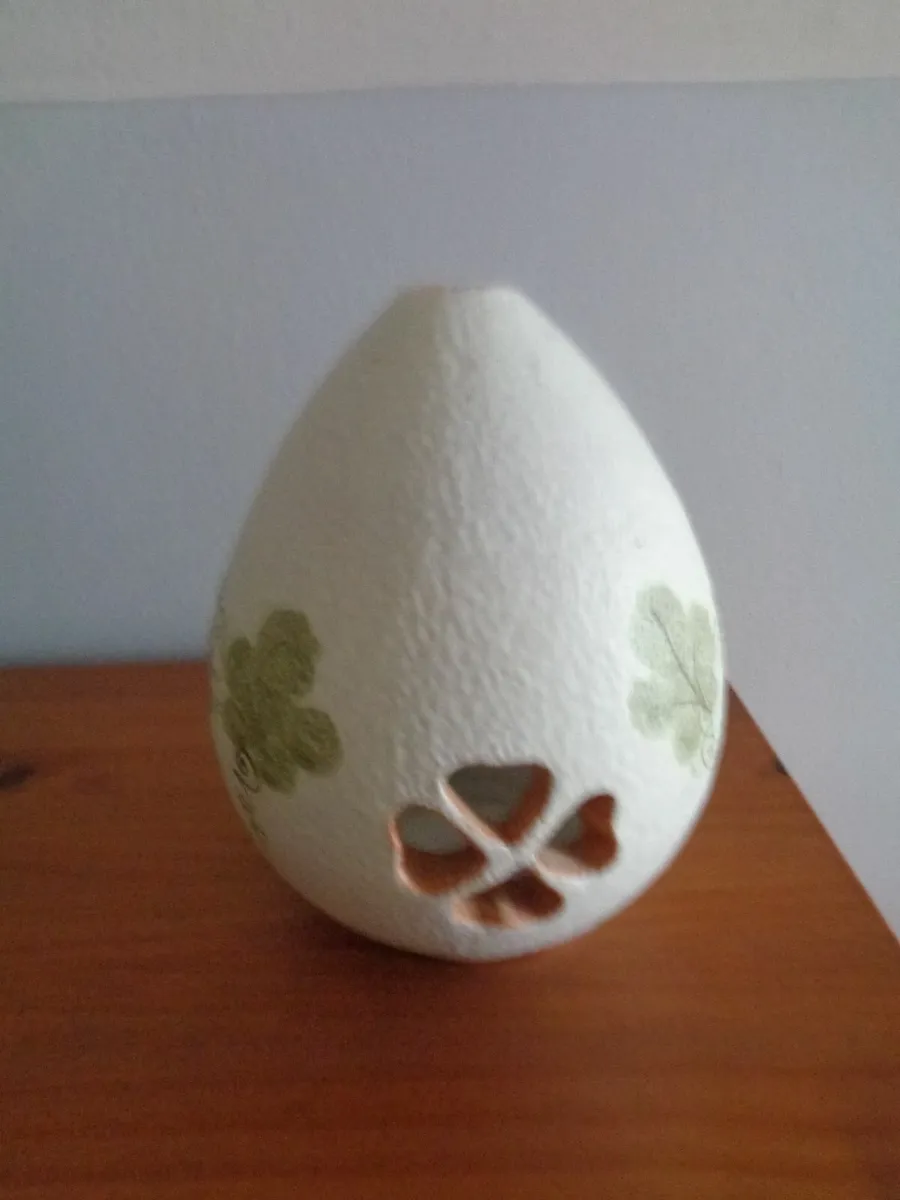 Hand Painted Pottery T Light Holder for Sale - Image 4