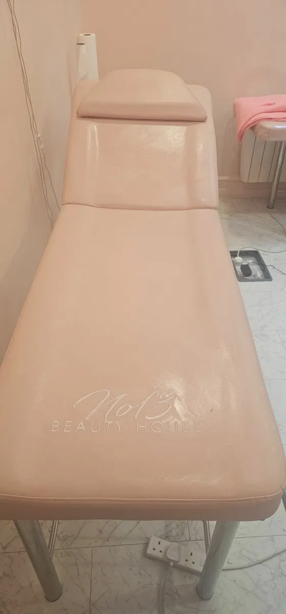 Beauty Bed - Image 3