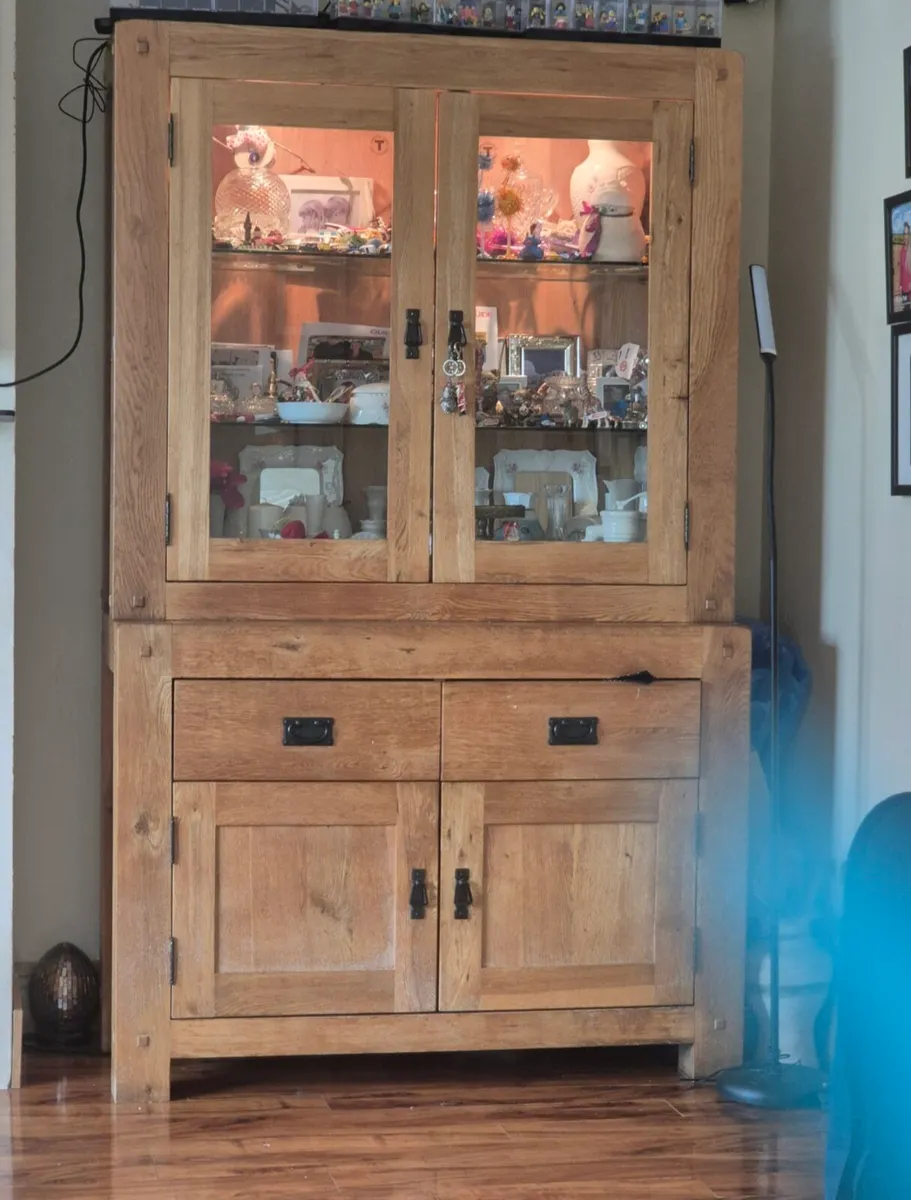 Solid oak unit display - Image 1