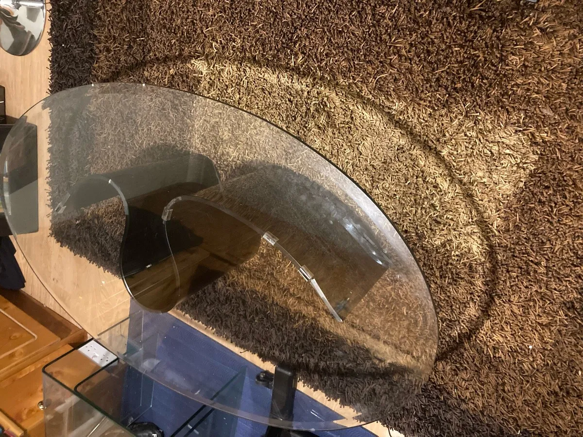 Glass coffee table - Image 1