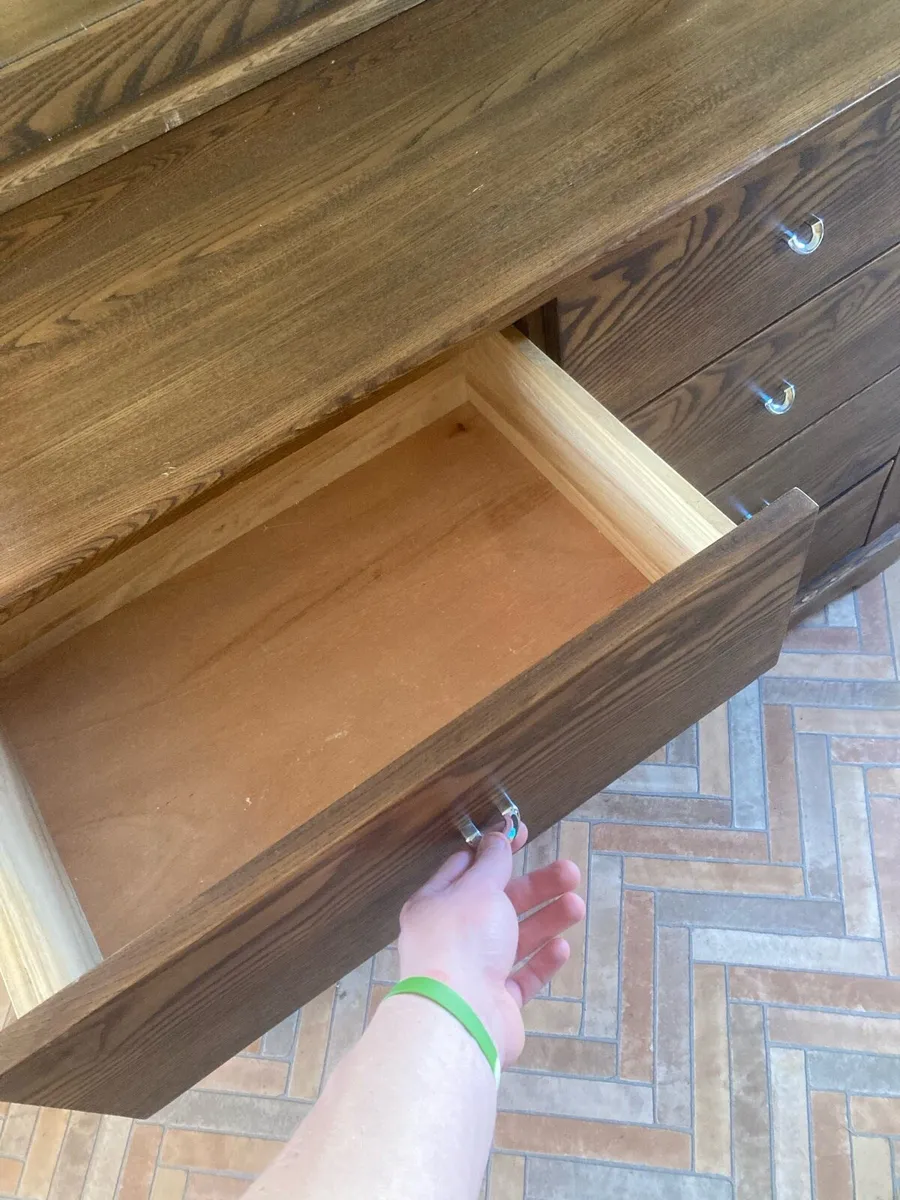 Drawer cabinet and mirror - Image 2