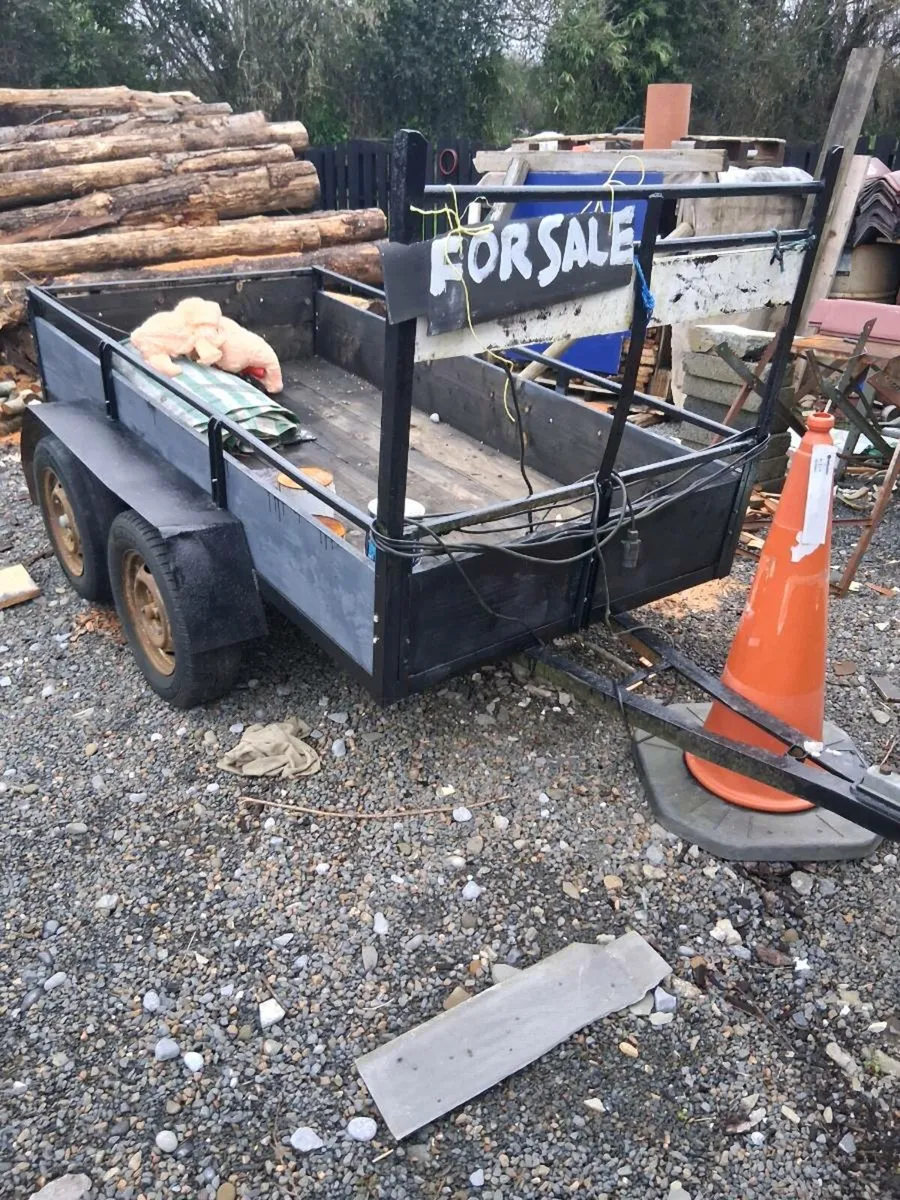 3 trailers - Image 1