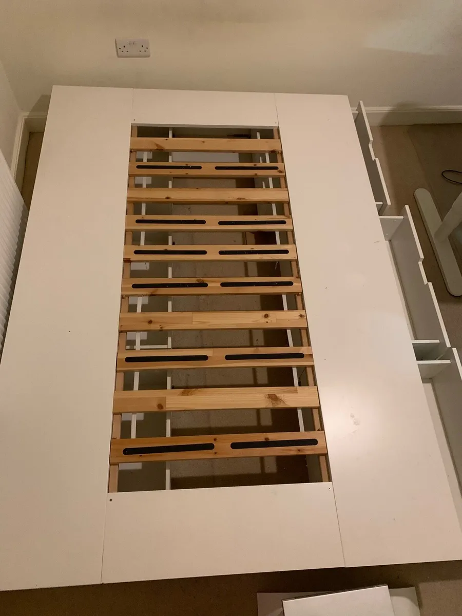 Bed frame with storage - Image 3